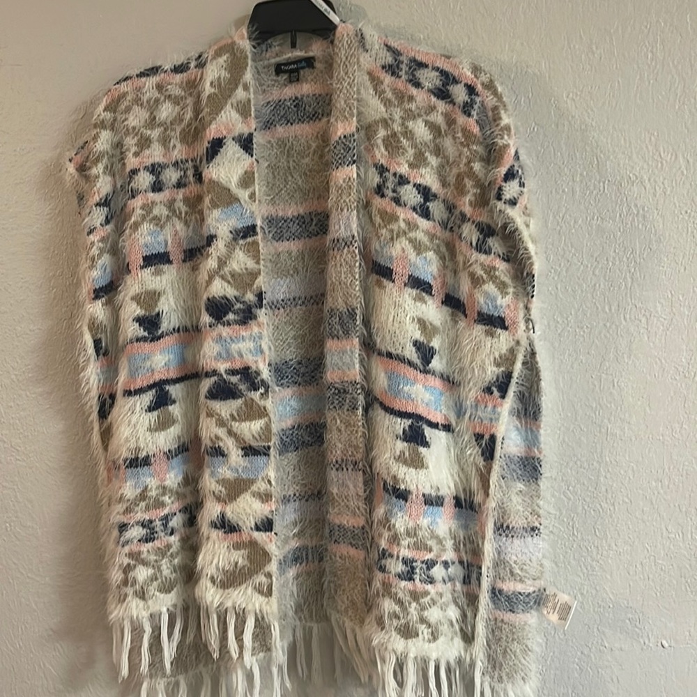 Tamara girls sweater/poncho
